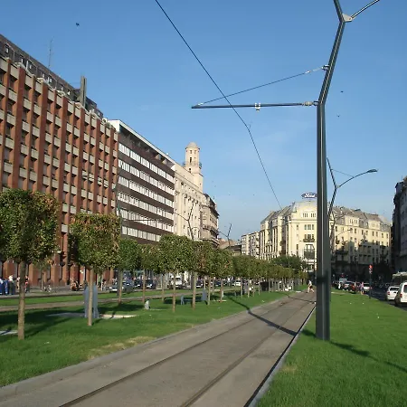 Apartment Astoria Luxury With Gym And Budapest